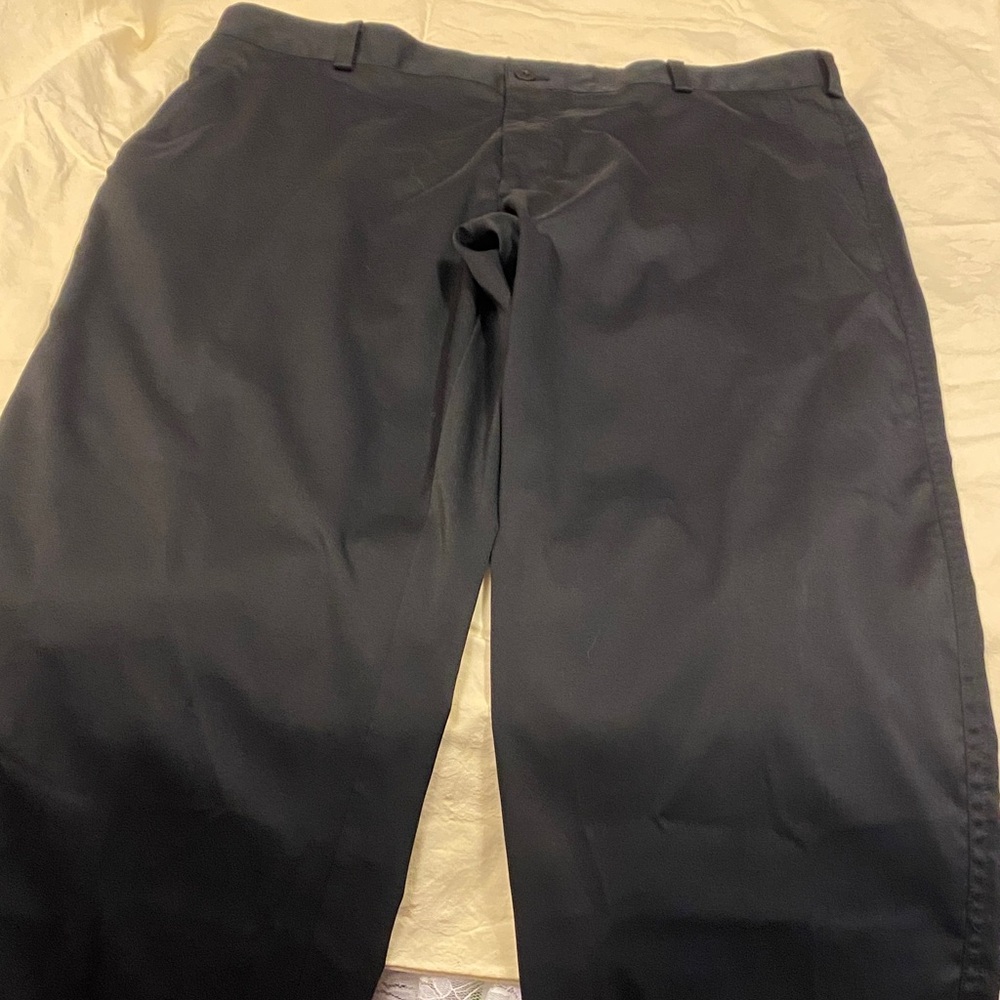 Nike Men's Sleek Black Dress Pants